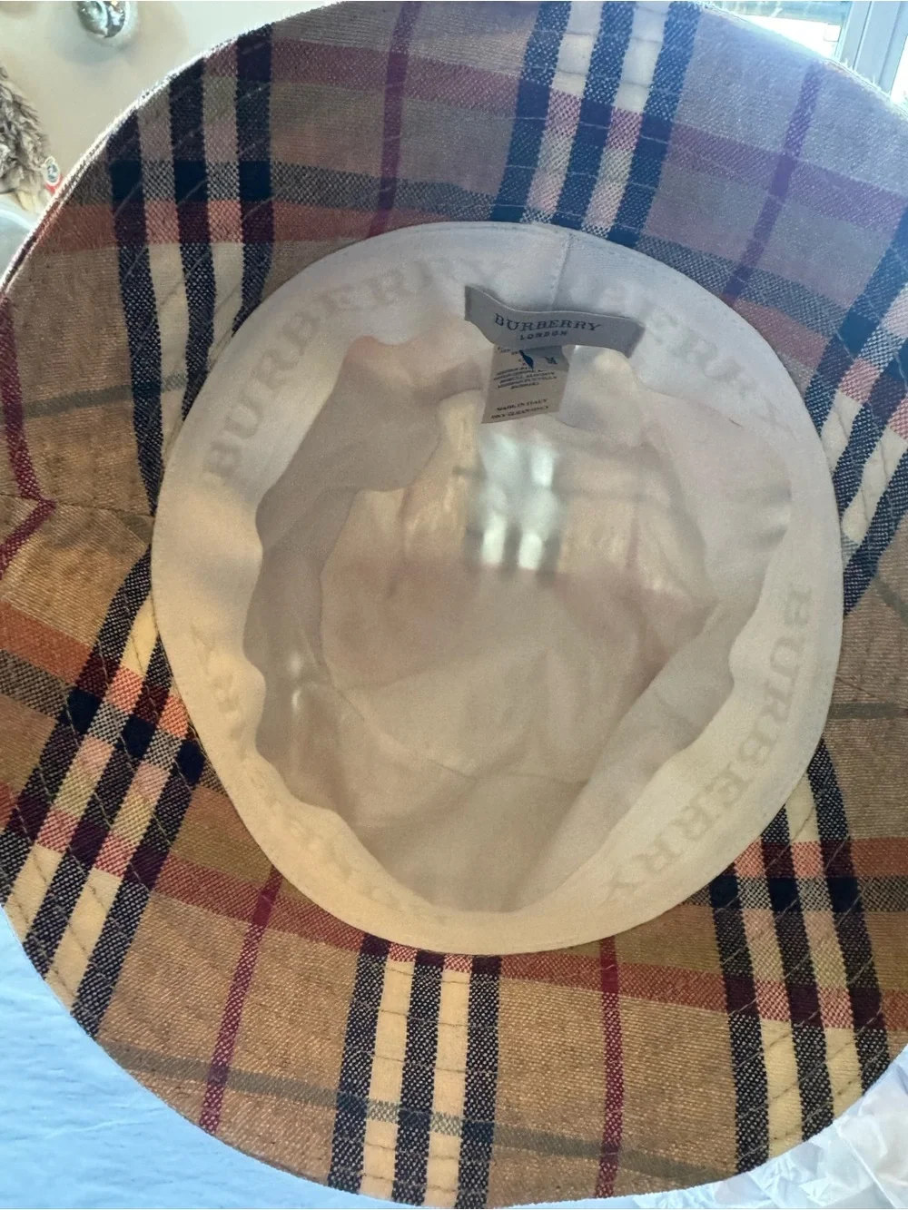 N/A authentic burberry